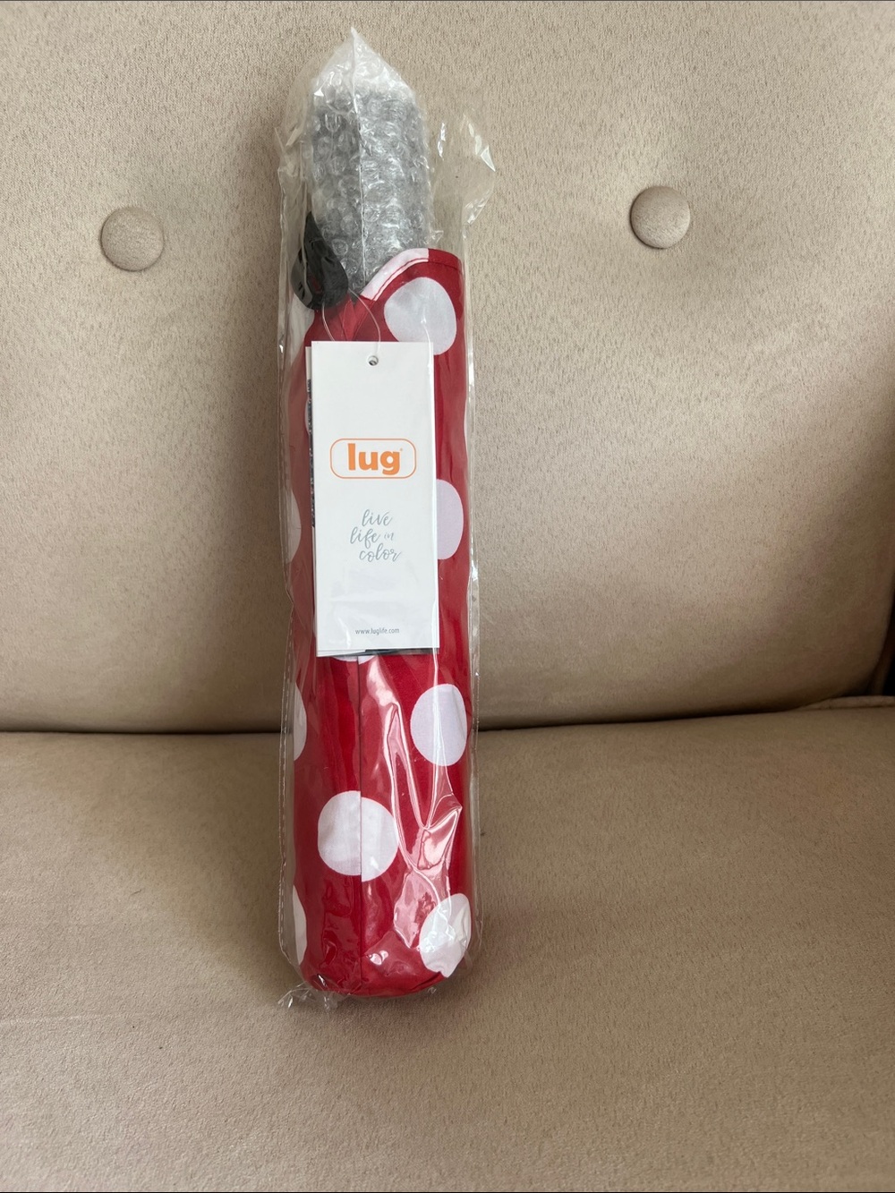 NWT Lug Sprinkler Umbrella in Crimson Large Dot ☂️